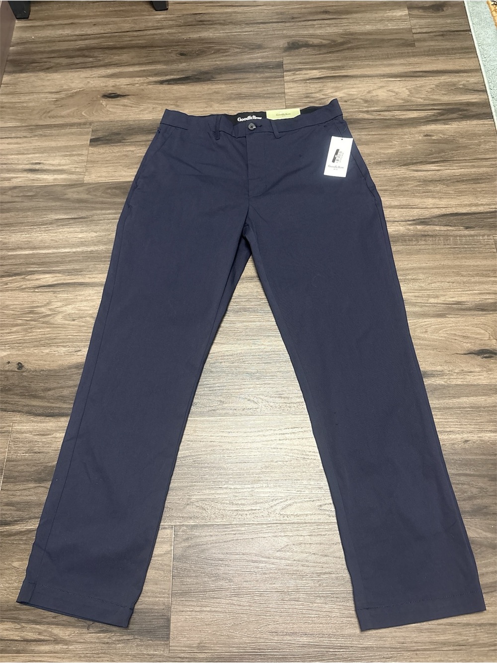 Goodfellow & Co Navy Men's Chino Pants - Picture 3 of 9